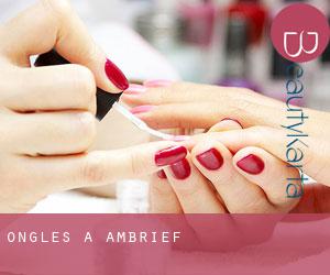 Ongles à Ambrief