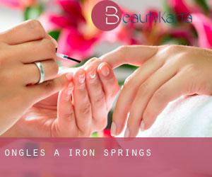 Ongles à Iron Springs